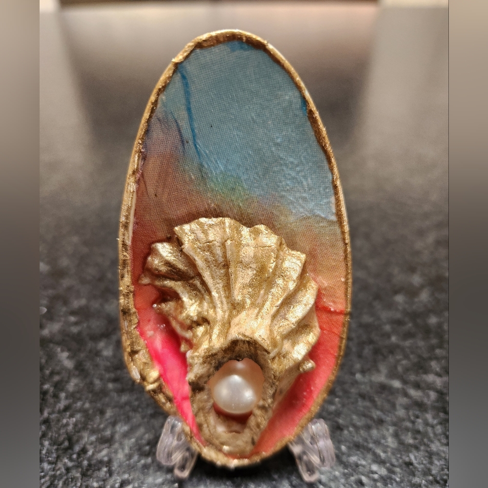 EXQISITE EMBELLISHED SEASHELL HANDMADE ONE OF A KIND GIFT